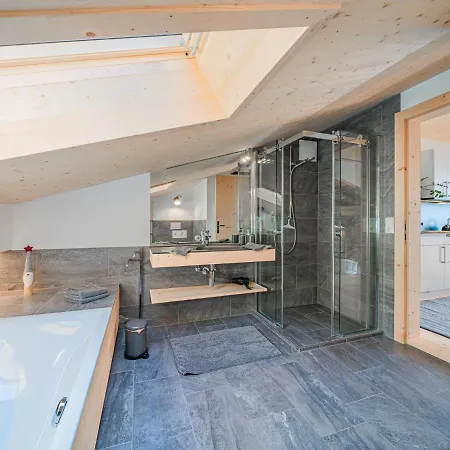Rantsch Xl Apartment
