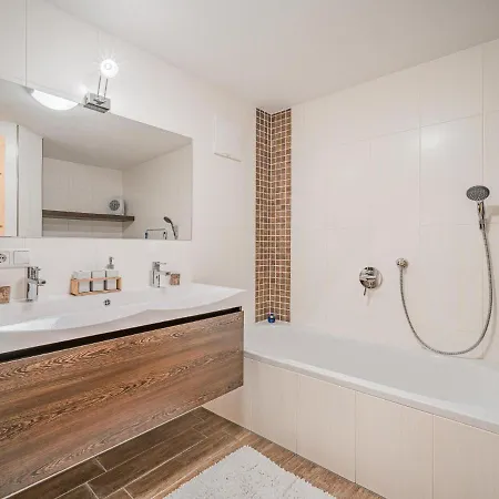 Rantsch Xl Apartment *